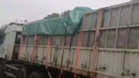 牛叔实地探厂记 揭秘三层实木地板开槽与金属装饰零售的匠心融合